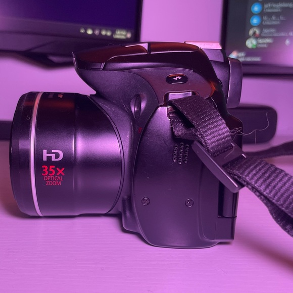 Canon PowerShot SX30 IS - Picture 7 of 16